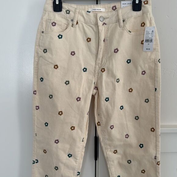 PACSUN Cream Floral Embroidered Corduroy Mom Jeans Size 26 Classic High Rise NWT - Picture 4 of 15